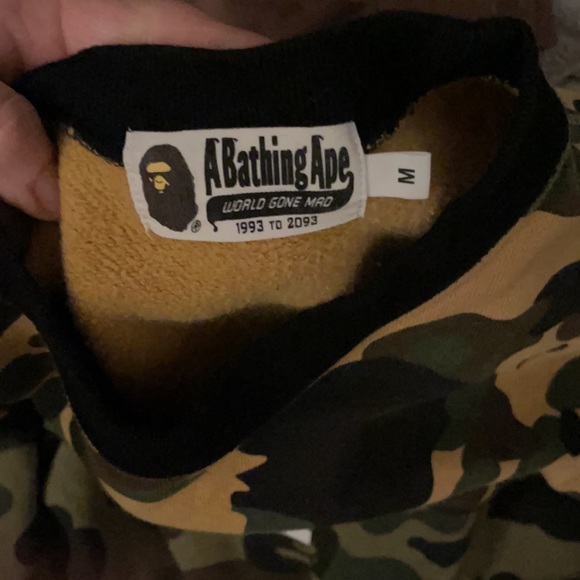 A Bathing Ape college crew neck sweater, GREAT condition! - Picture 6 of 6